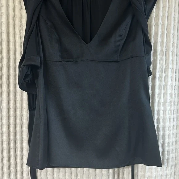 BCBG silk wrap blouse black - Picture 4 of 7